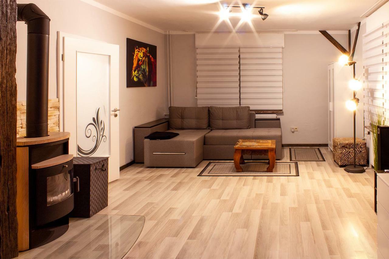 Ferienwohnung Buren/Weiberg Bueren  Esterno foto
